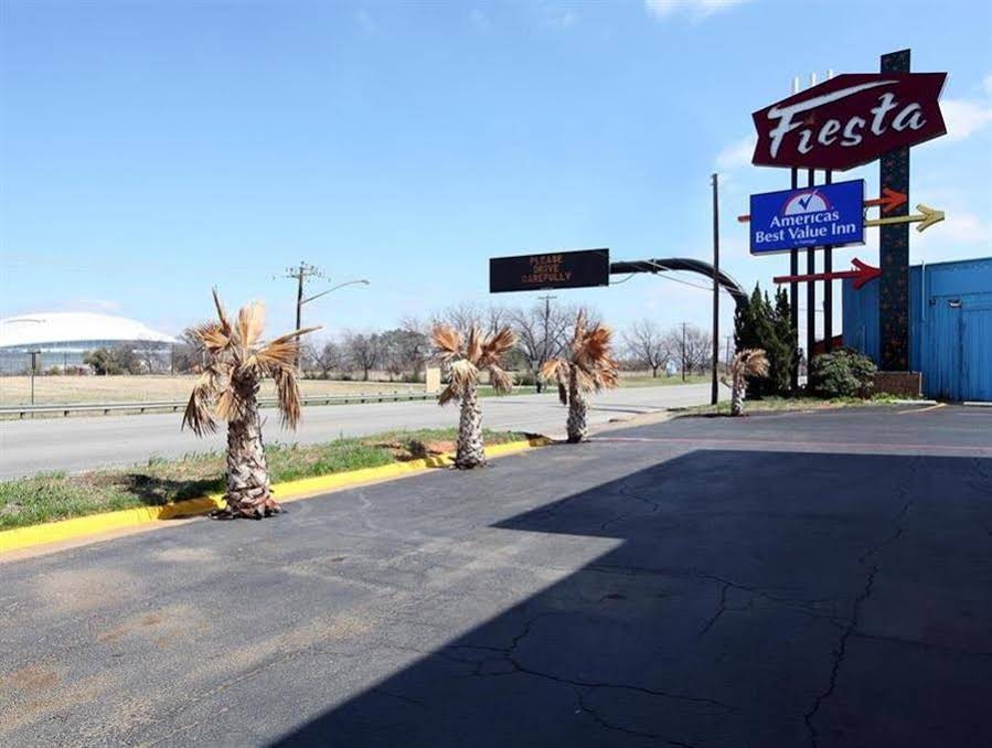 Budget Host Inn Arlington