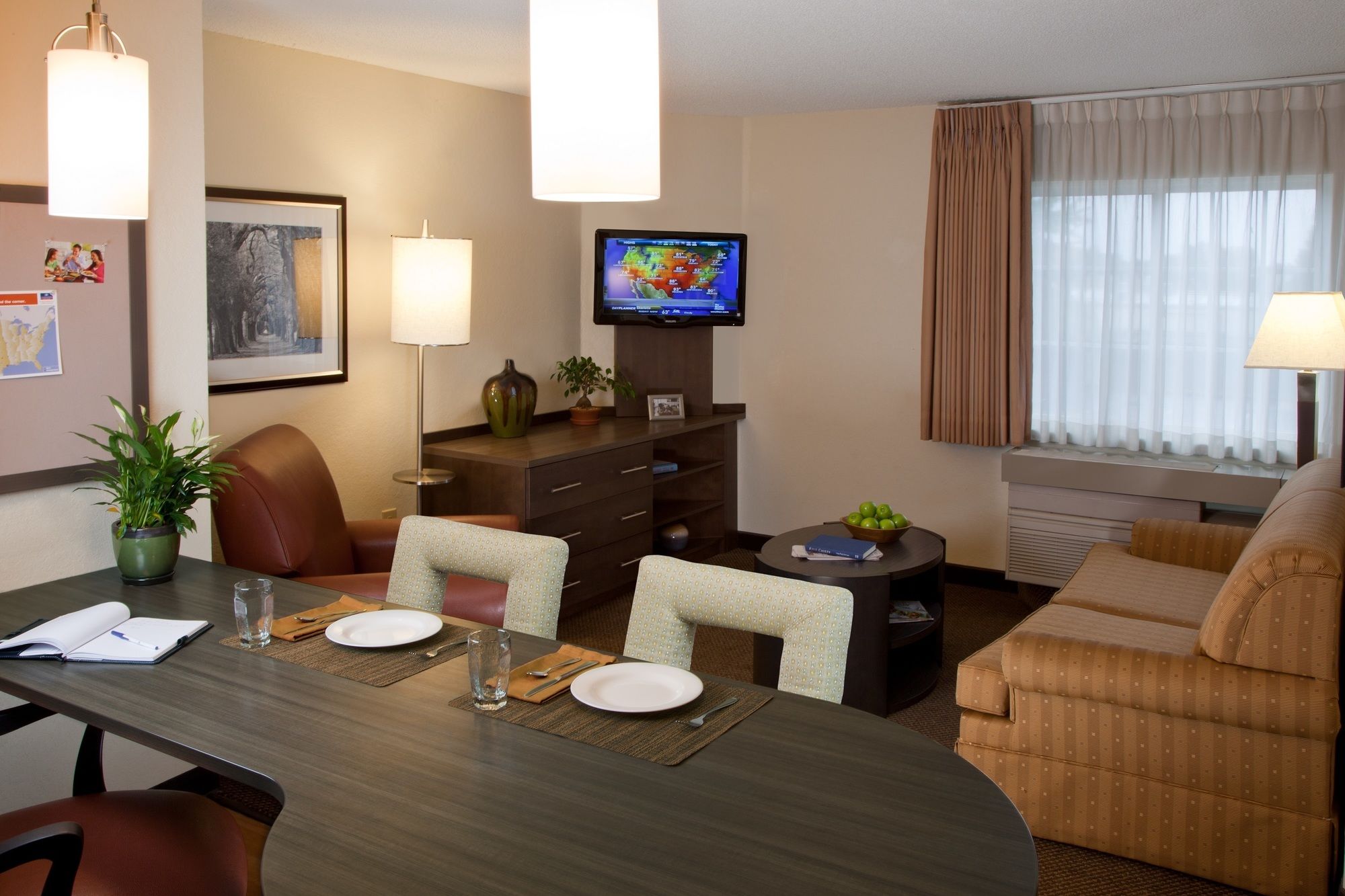 Sonesta Simply Suites Arlington
