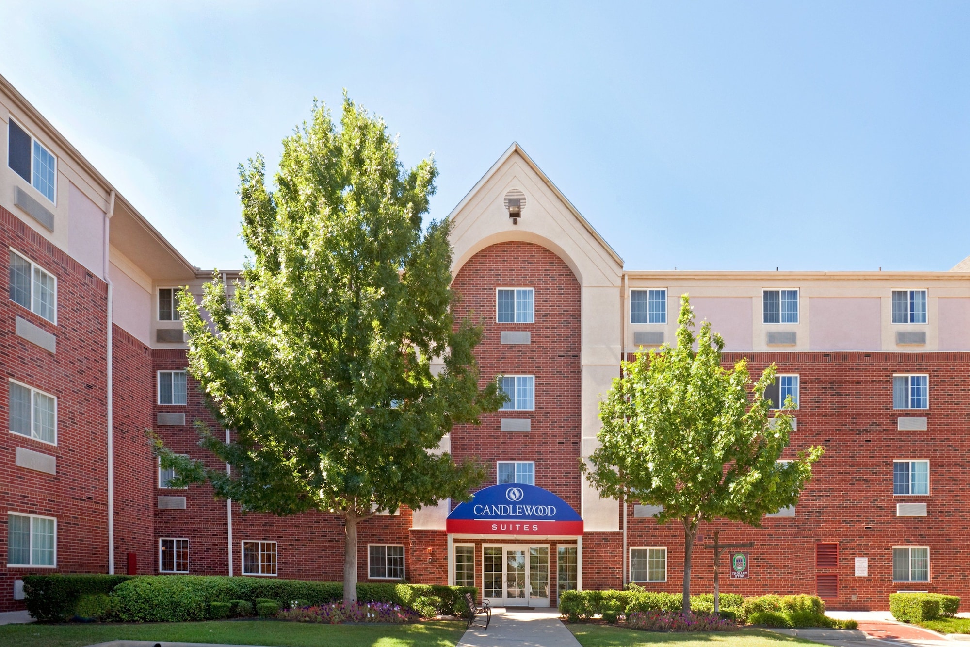 Sonesta Simply Suites Arlington