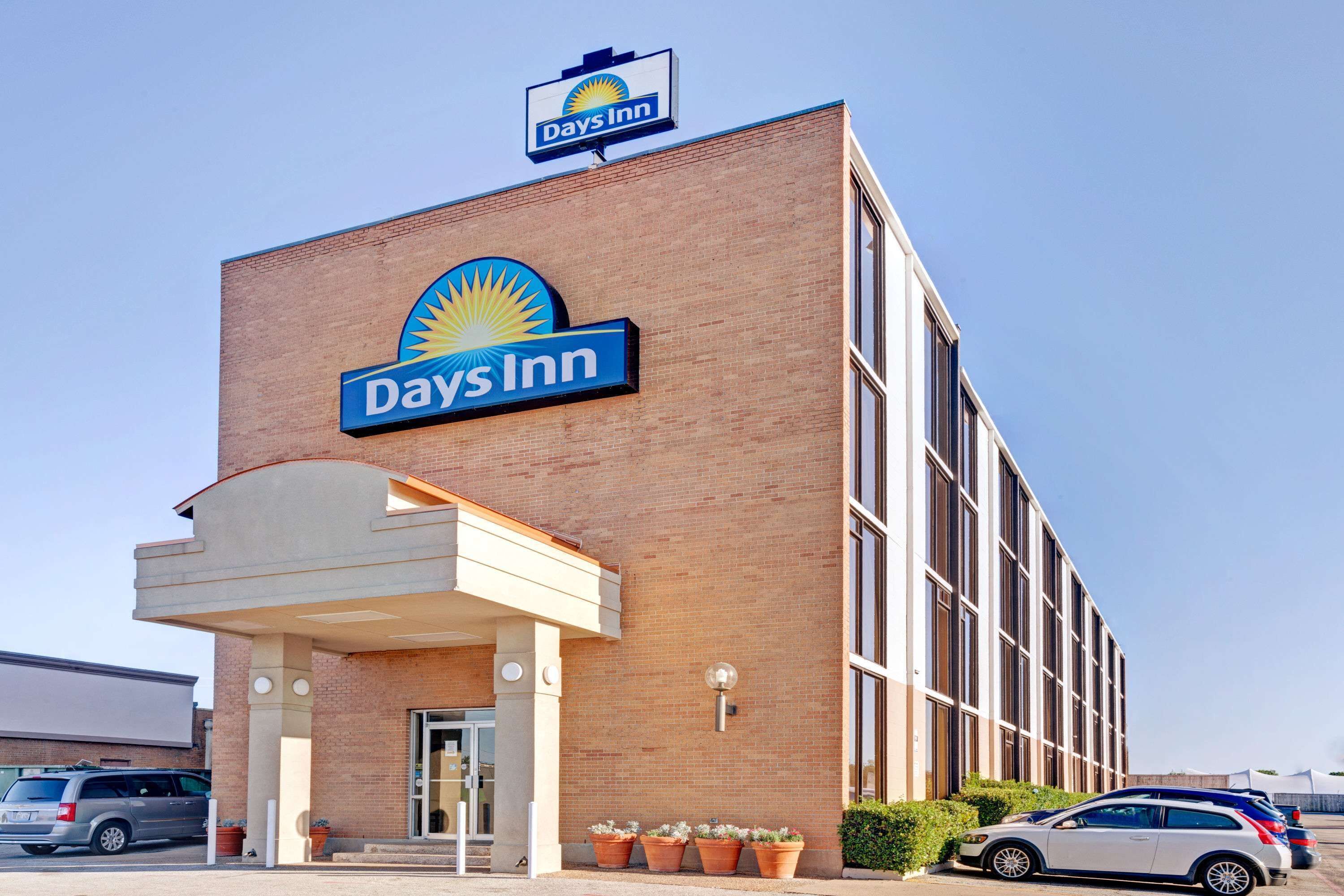 Motel 6 Arlington TX – Entertainment District