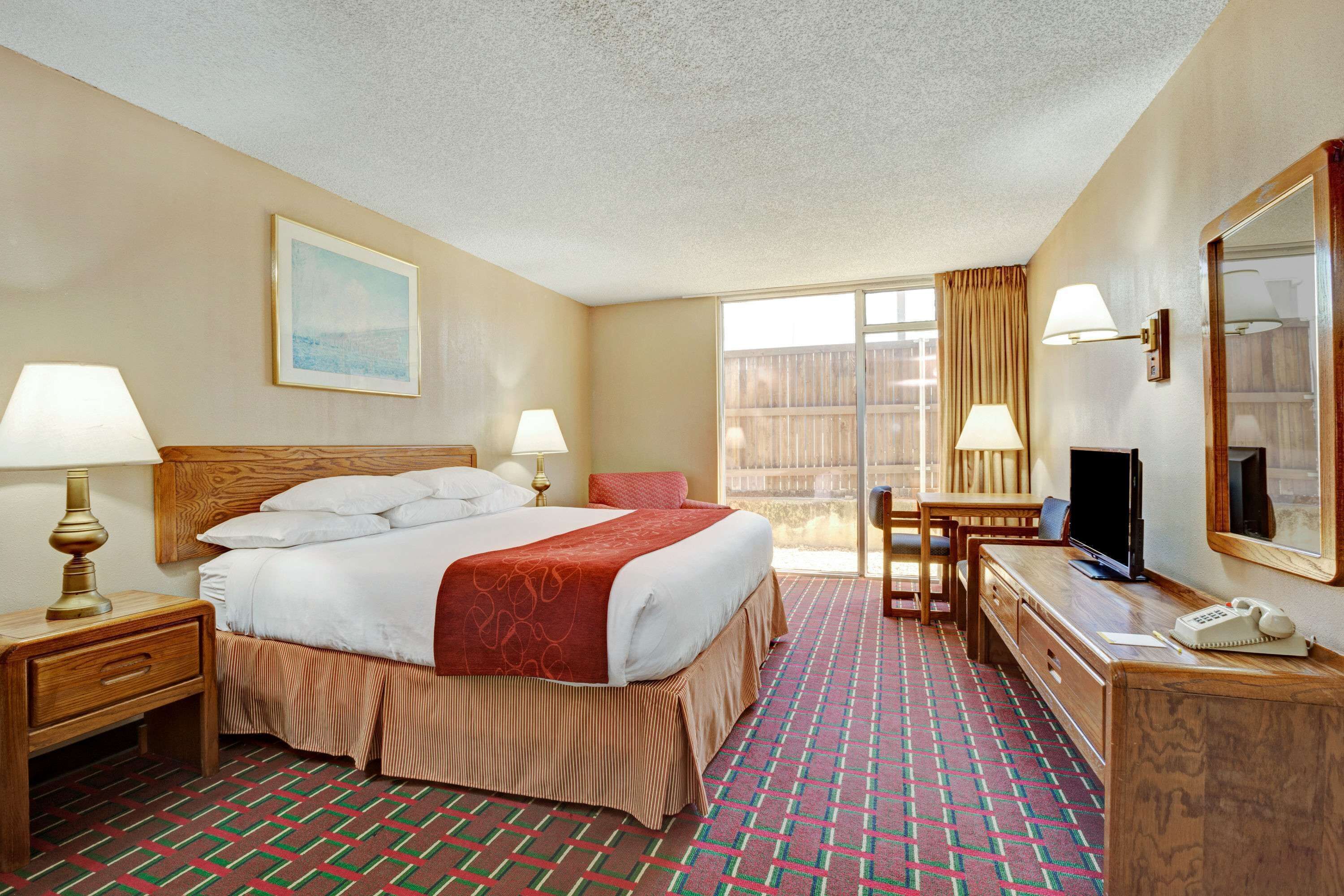 Motel 6 Arlington TX – Entertainment District