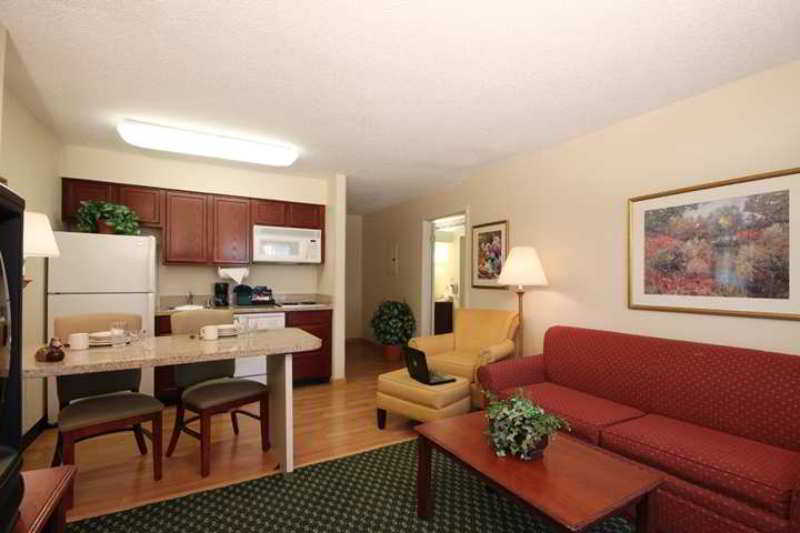 Homewood Suites by Hilton Dallas-Arlington