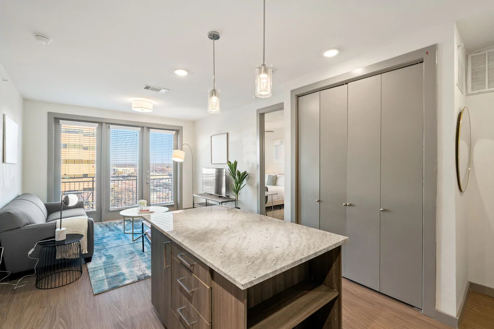 101 Center by Kasa Arlington Apartments