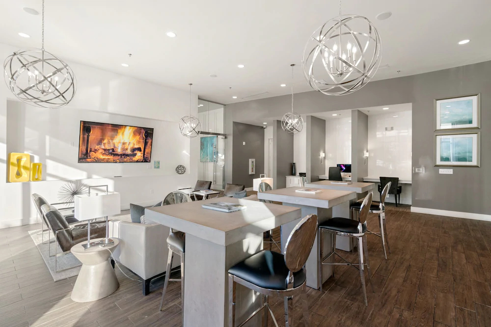 101 Center by Kasa Arlington Apartments