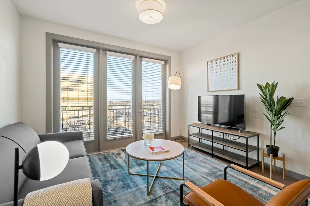 101 Center by Kasa Arlington Apartments