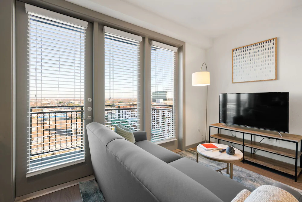 101 Center by Kasa Arlington Apartments
