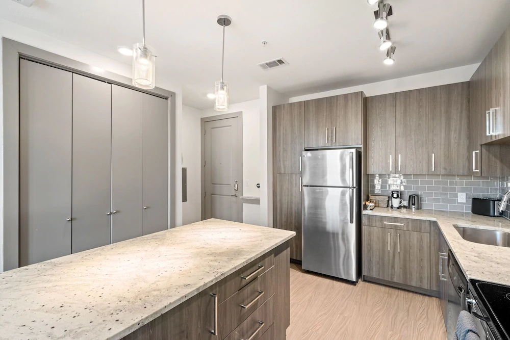 101 Center by Kasa Arlington Apartments