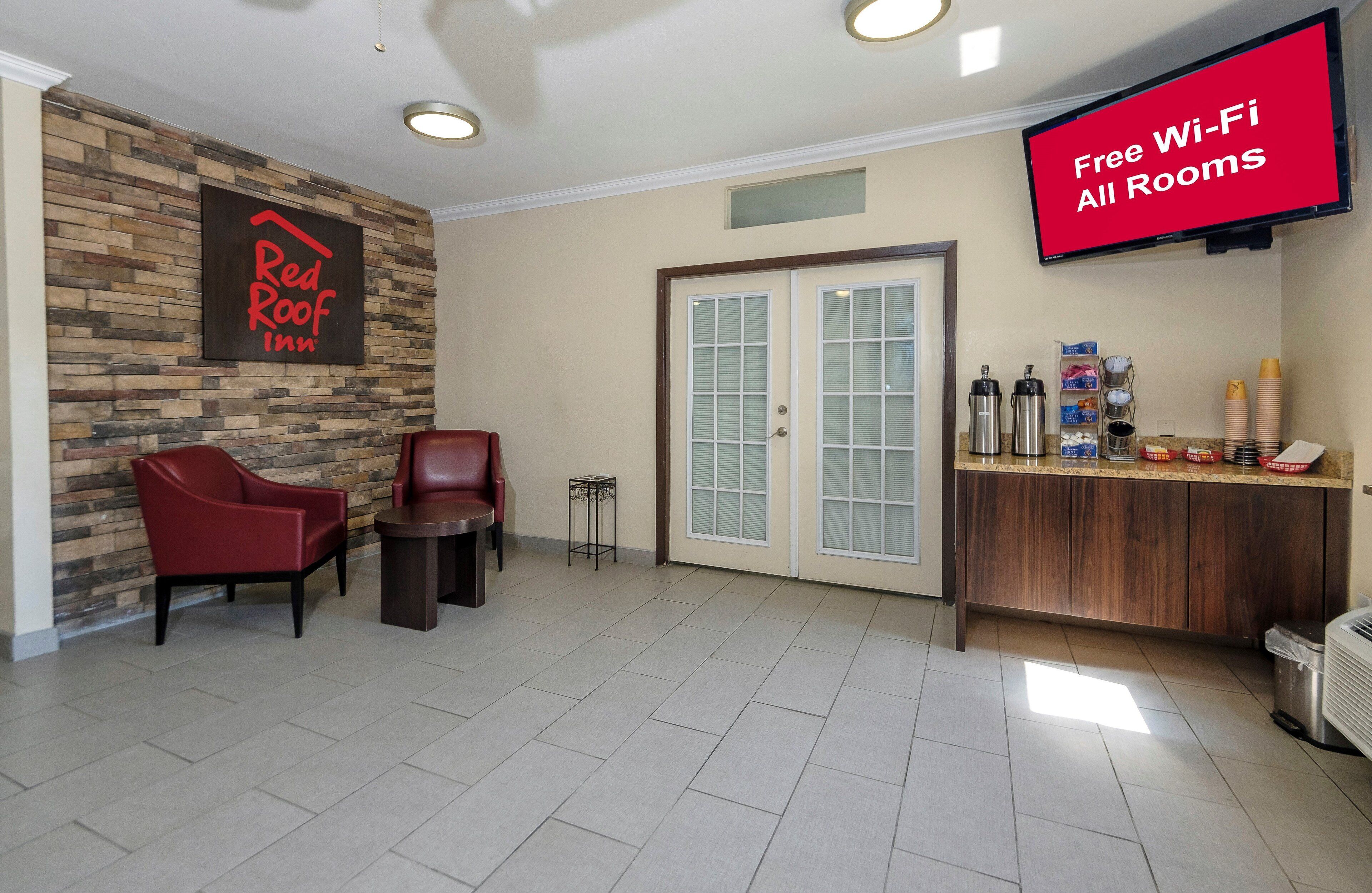 Red Roof Inn Arlington