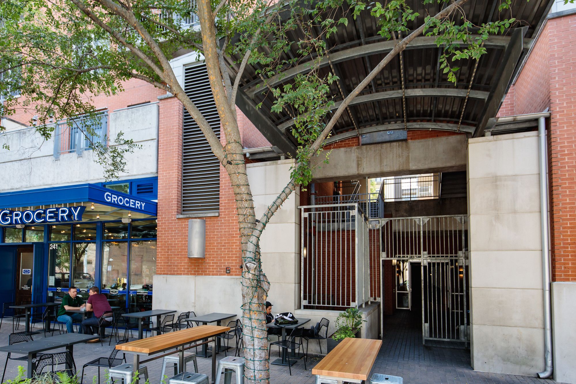 AMLI Downtown by Locale Downtown Austin