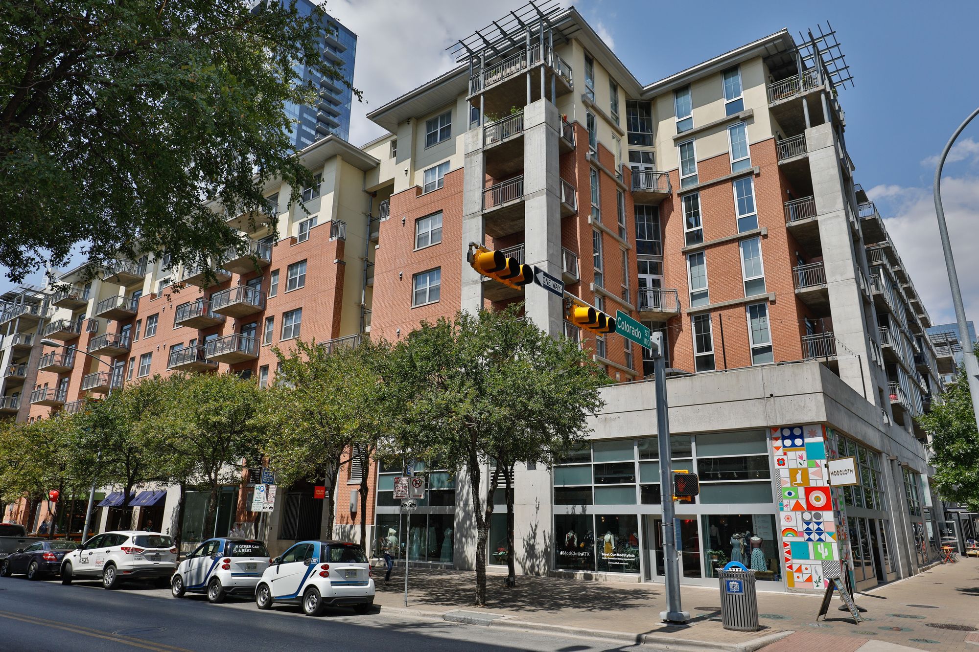 AMLI Downtown by Locale Downtown Austin