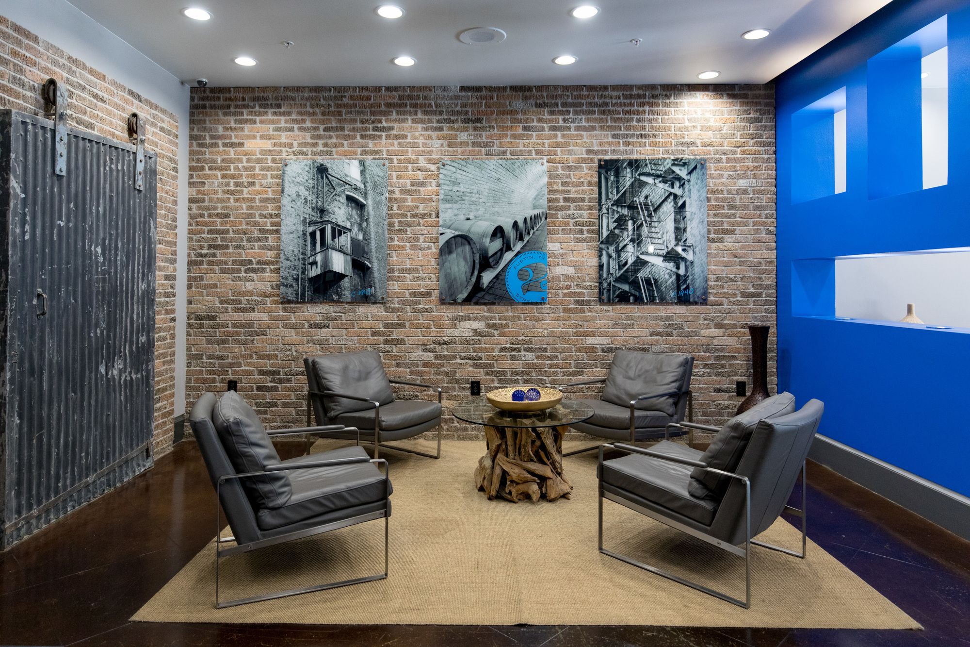AMLI Downtown by Locale Downtown Austin
