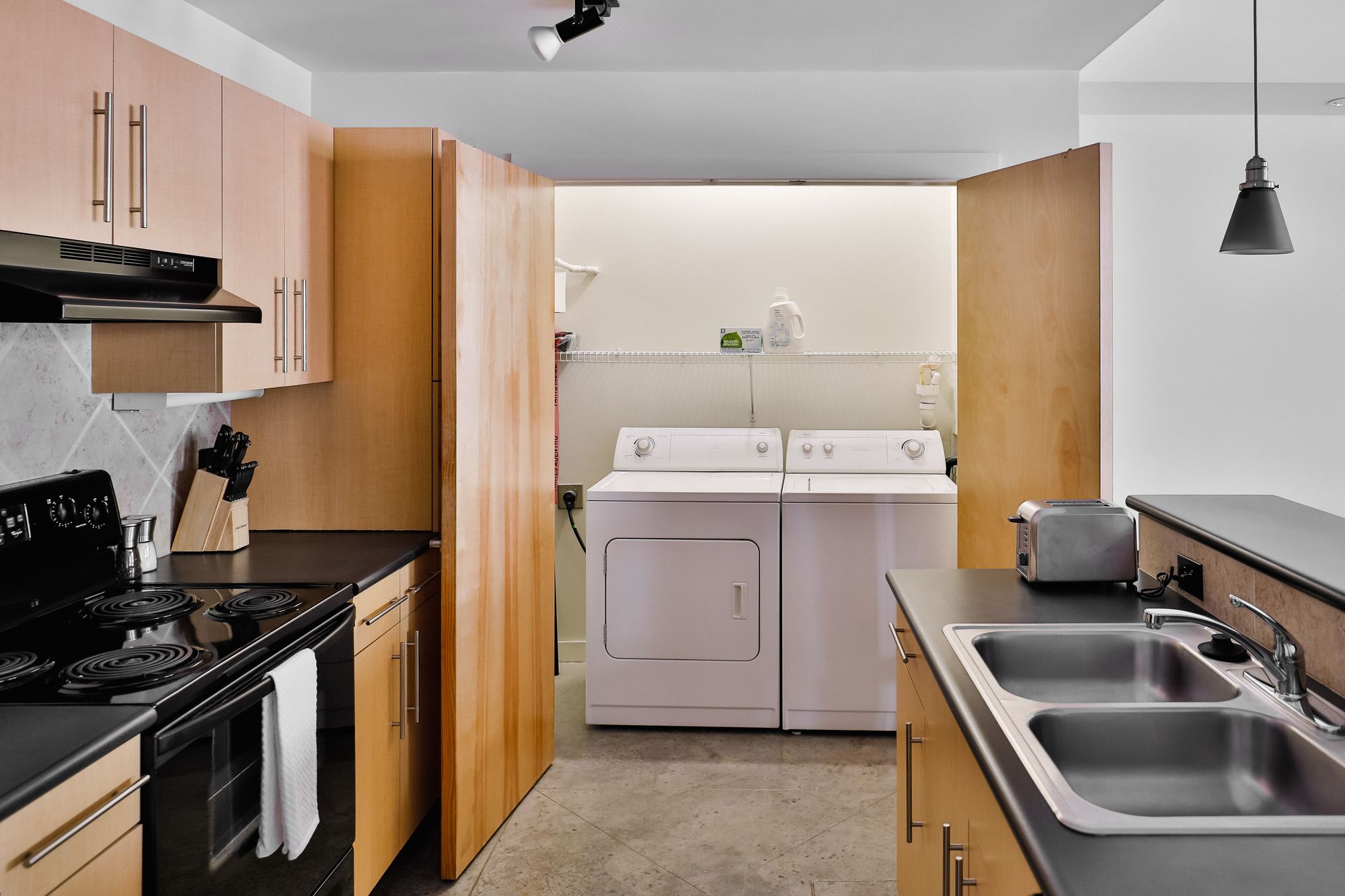 AMLI Downtown by Locale Downtown Austin