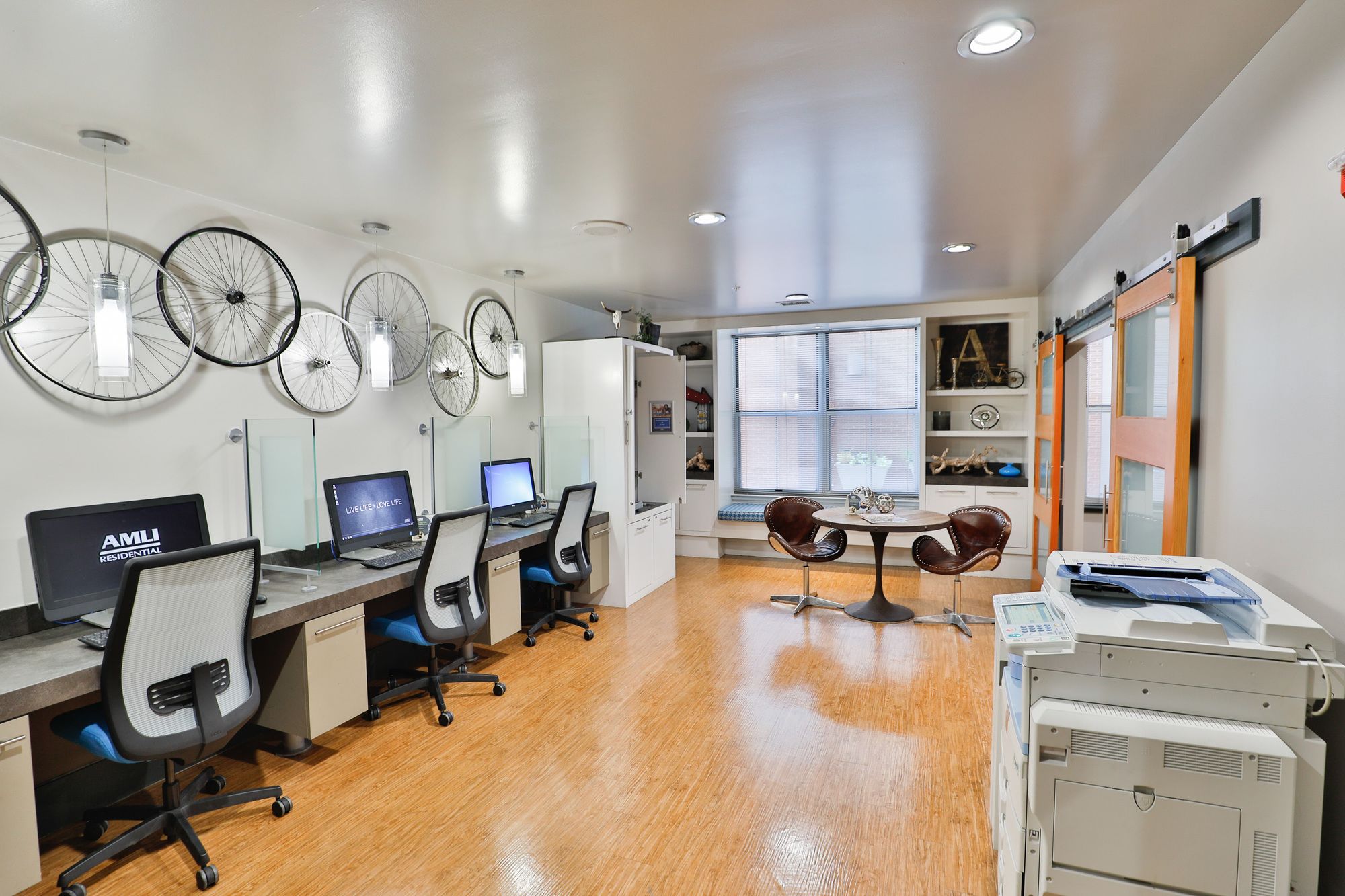 AMLI Downtown by Locale Downtown Austin