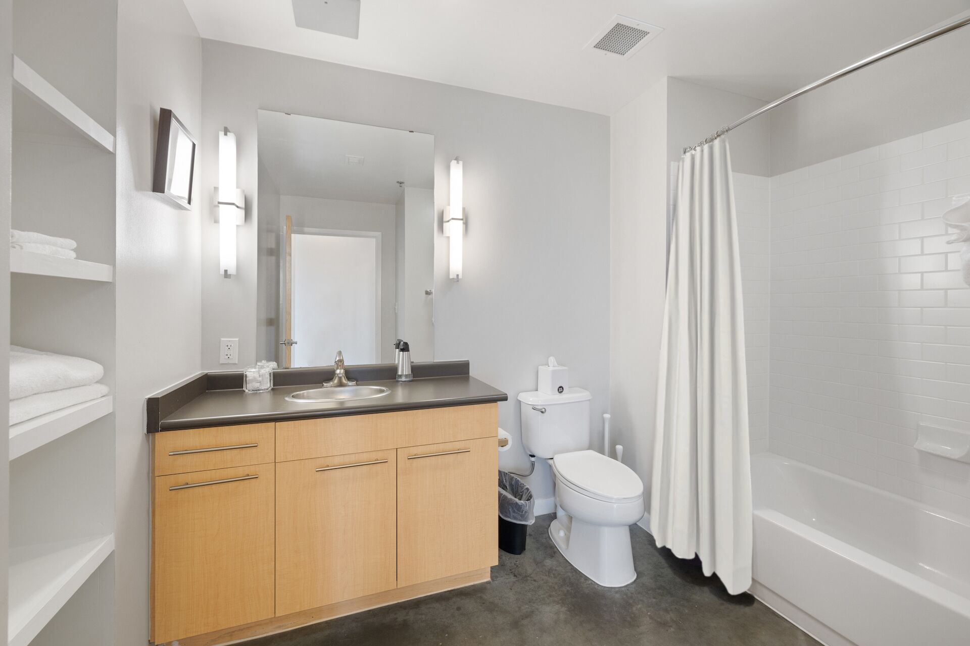 AMLI On 2nd by Kasa 2nd Street Austin