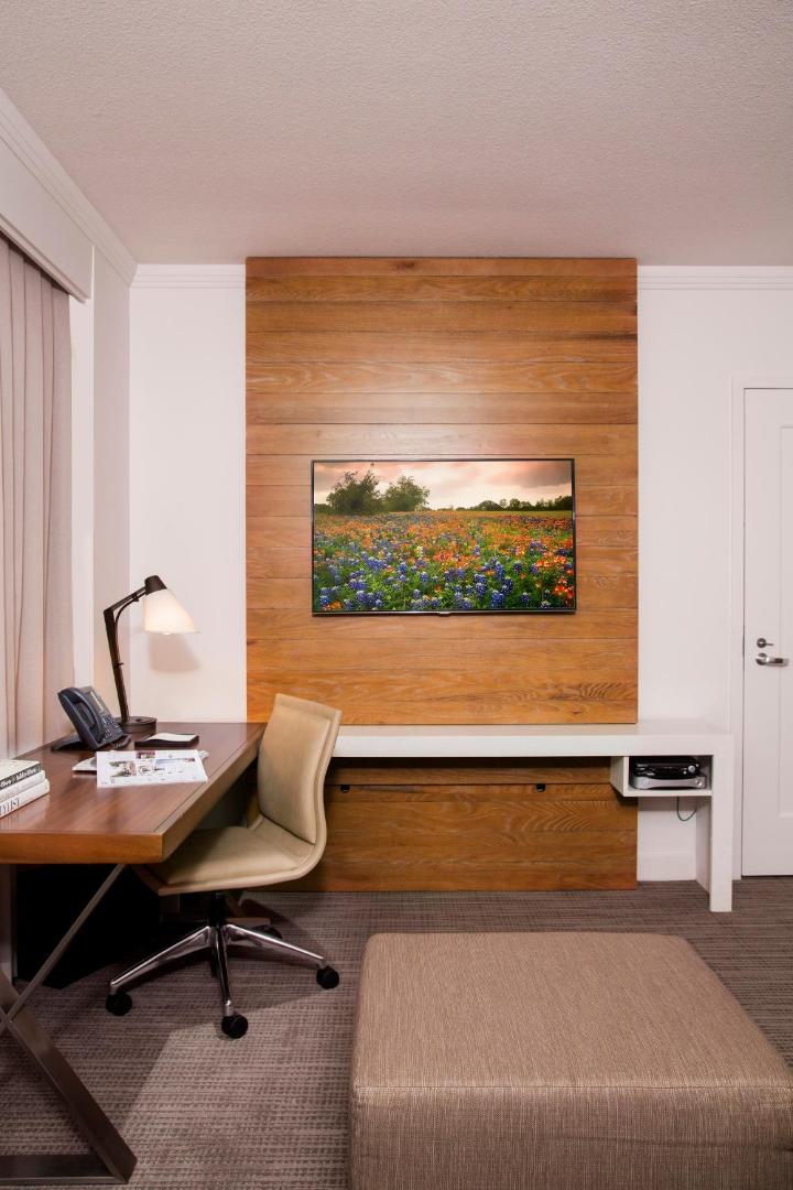 AT&T Hotel and Conference Center