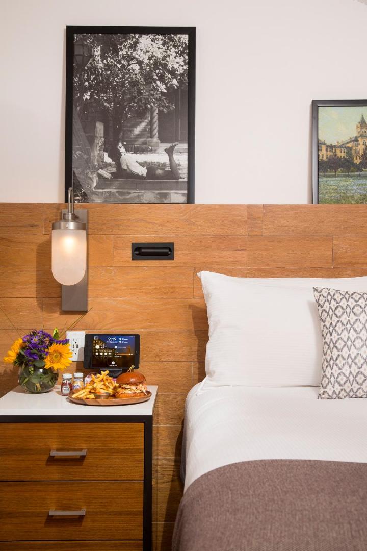AT&T Hotel and Conference Center