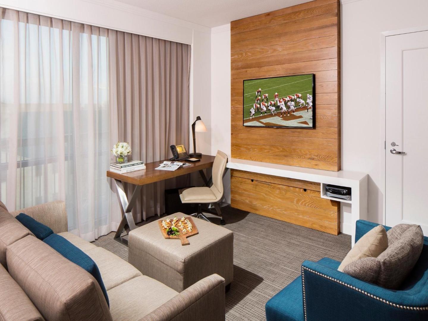 AT&T Hotel and Conference Center