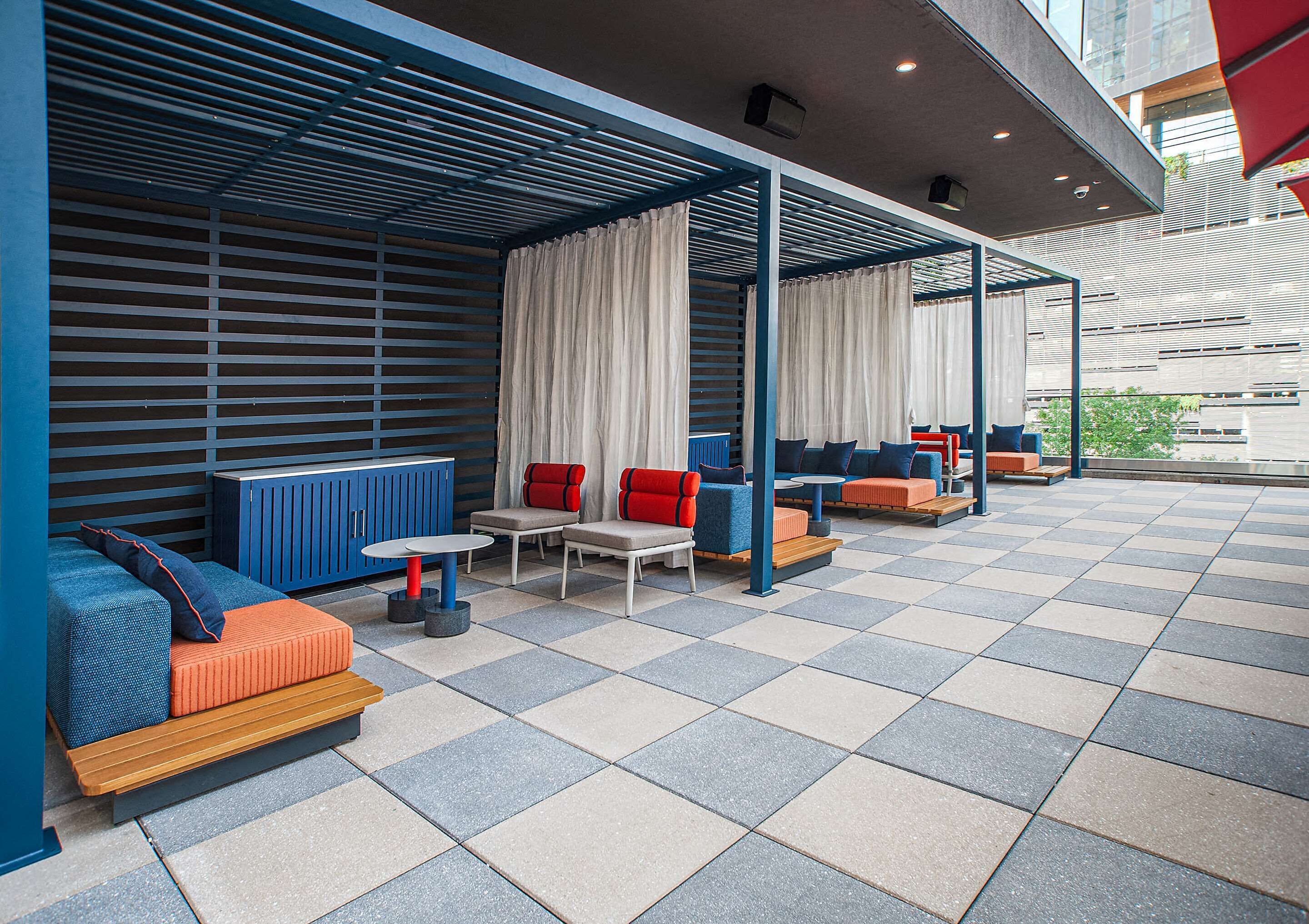 Cambria Hotel Austin Downtown