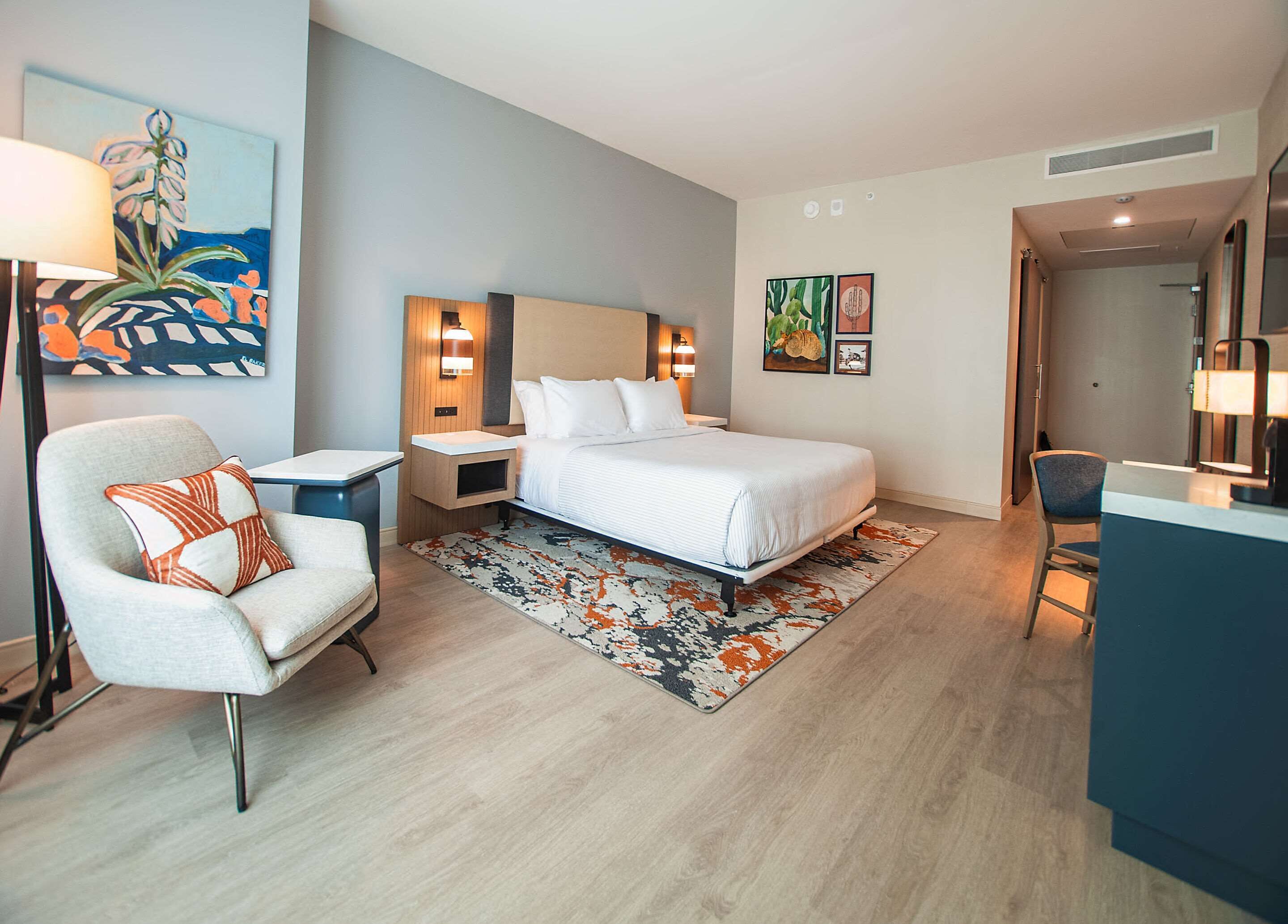 Cambria Hotel Austin Downtown