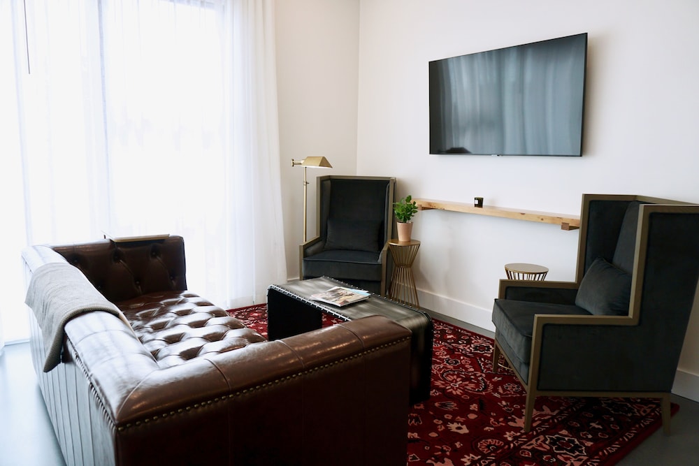Colton House Hotel