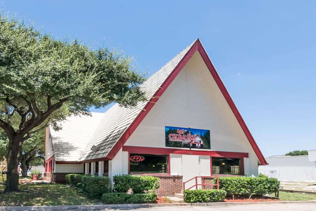 Skylite Inn