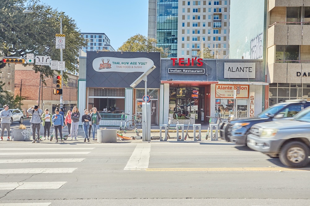 Dobie Center by Sonder