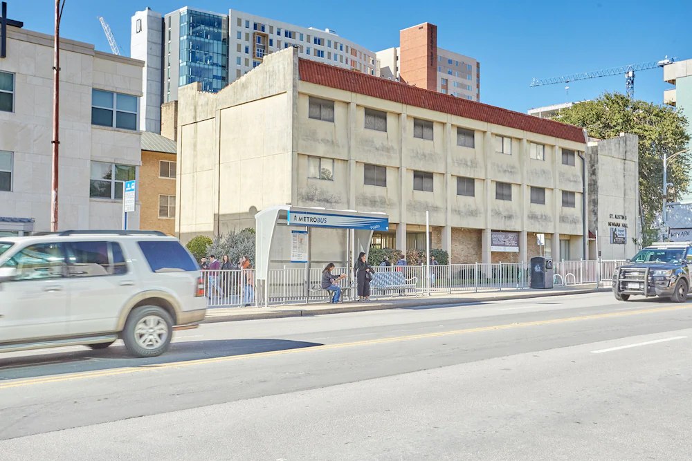 Dobie Center by Sonder