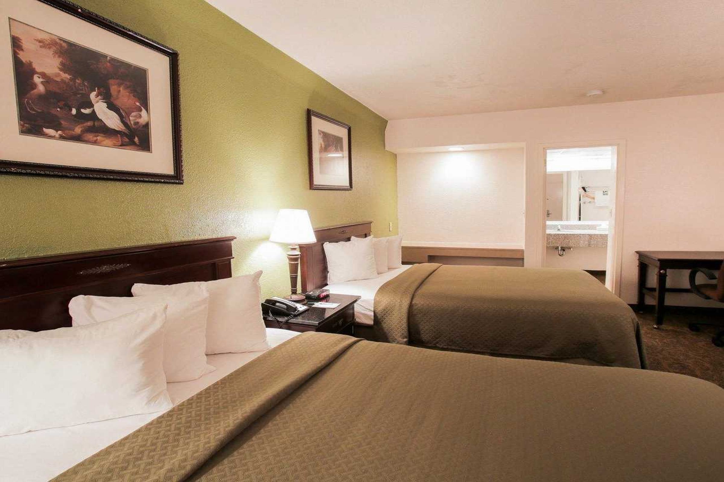 Econo Lodge