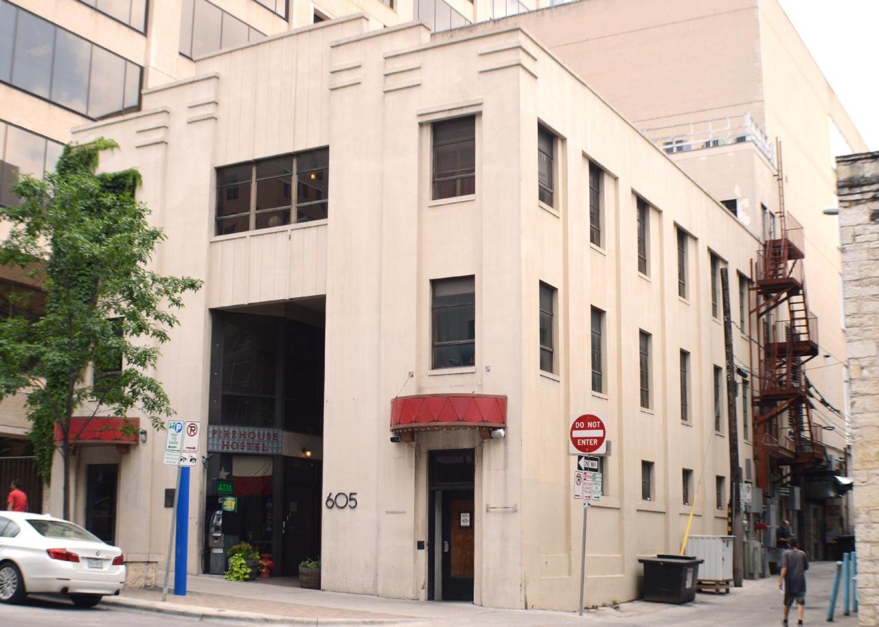 Firehouse Lounge & Hostel