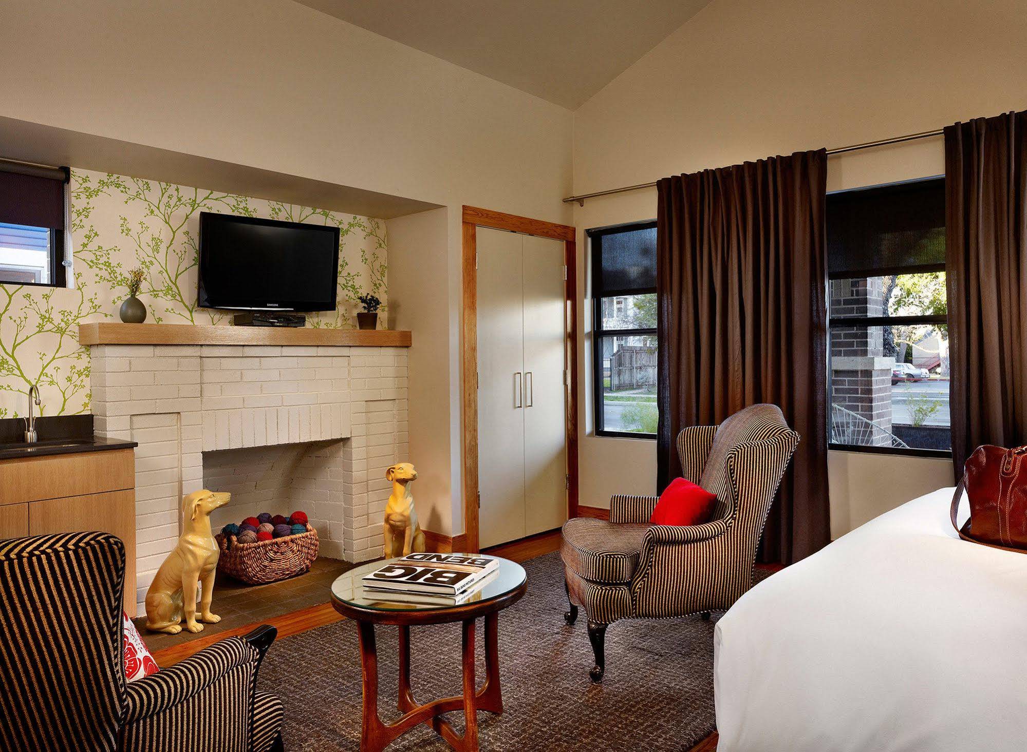 Heywood Hotel