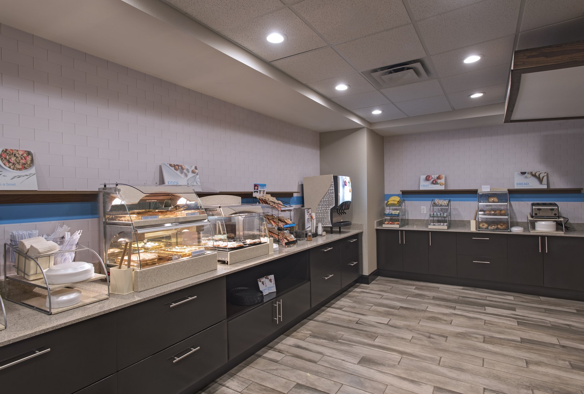 Holiday Inn Express & Suites Austin NW - Four Points