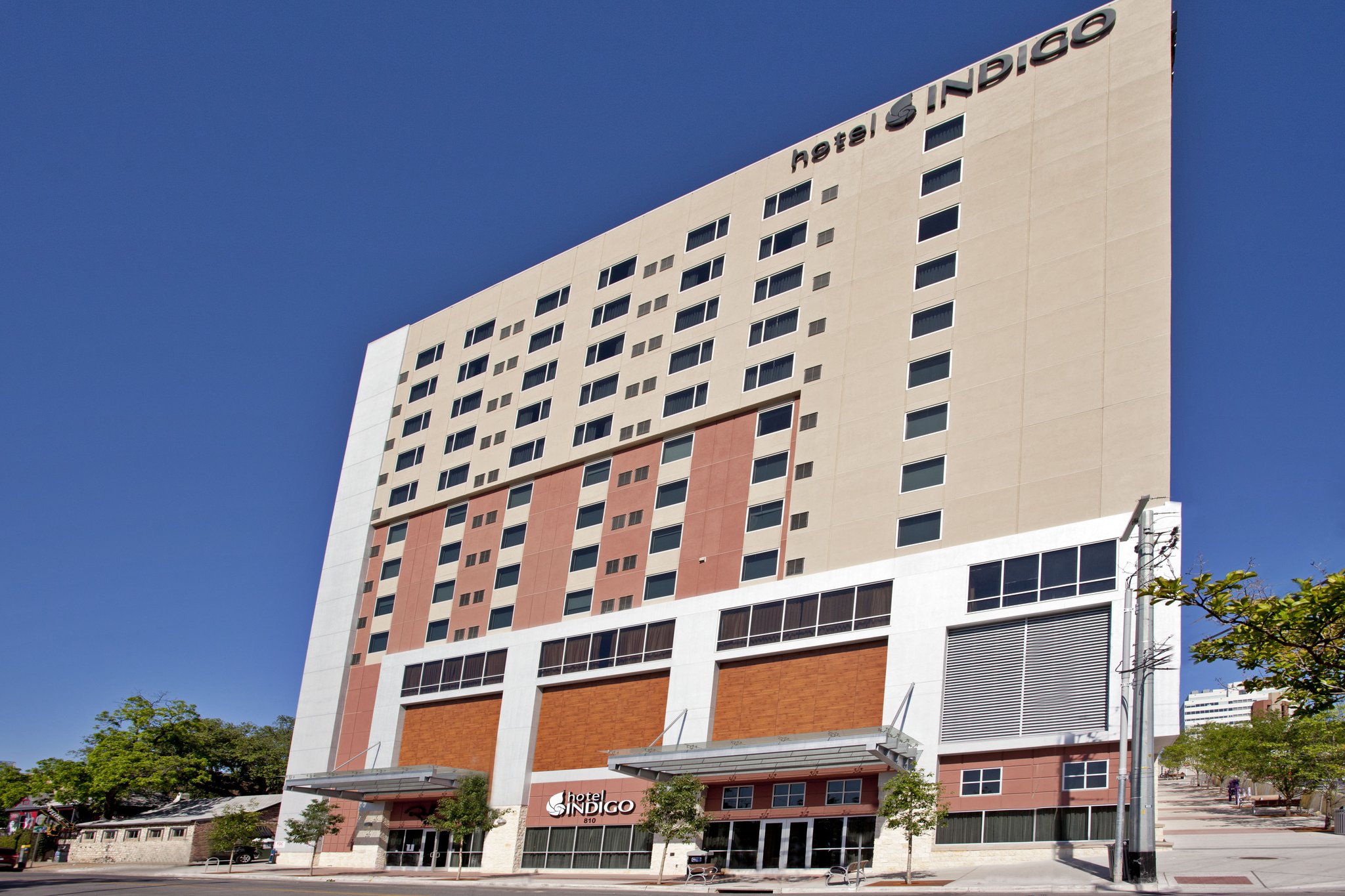 Hotel Indigo Austin Downtown - University