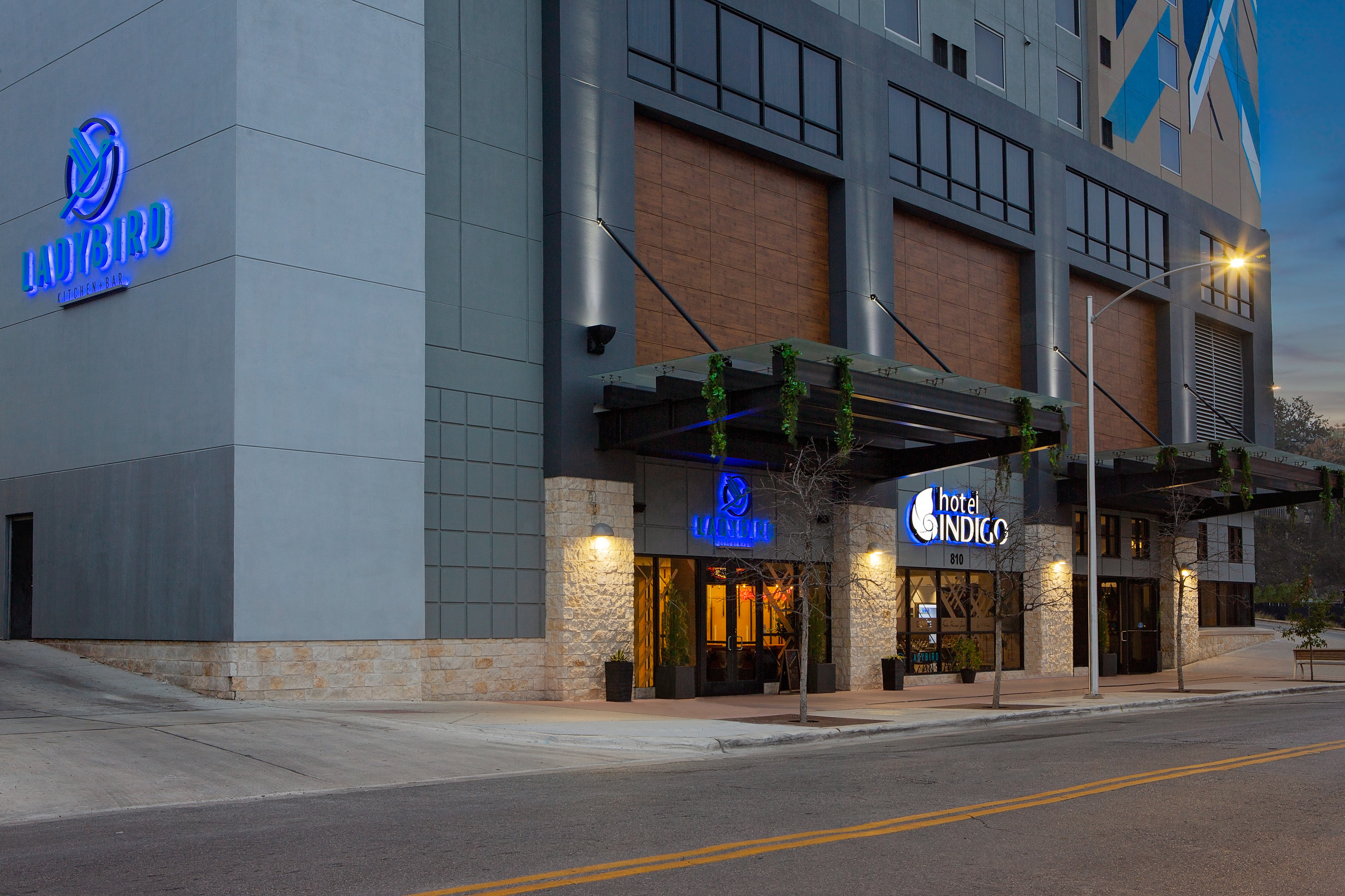 Hotel Indigo Austin Downtown - University