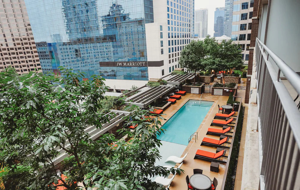 Kasa Austin Lady Bird Lake Apartments