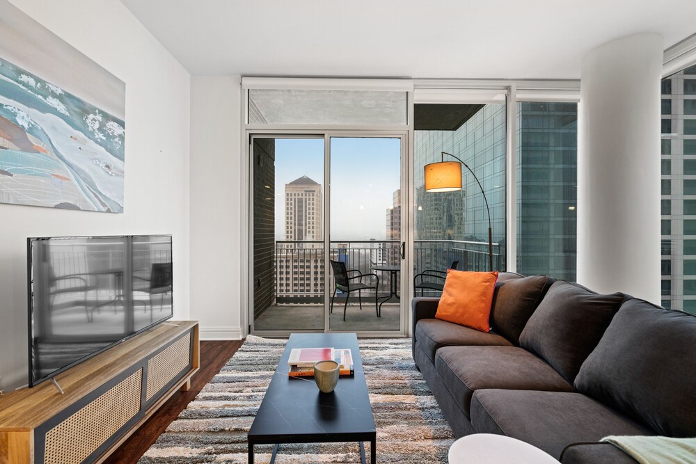 Kasa Austin Lady Bird Lake Apartments