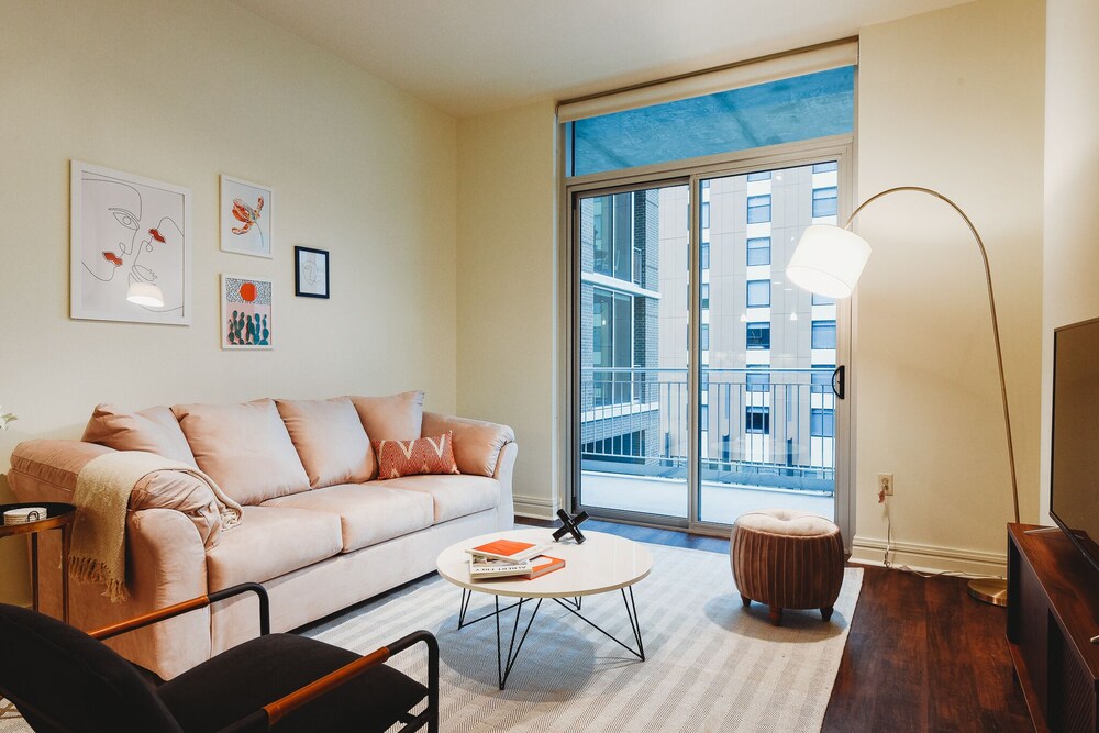 Kasa Austin Lady Bird Lake Apartments