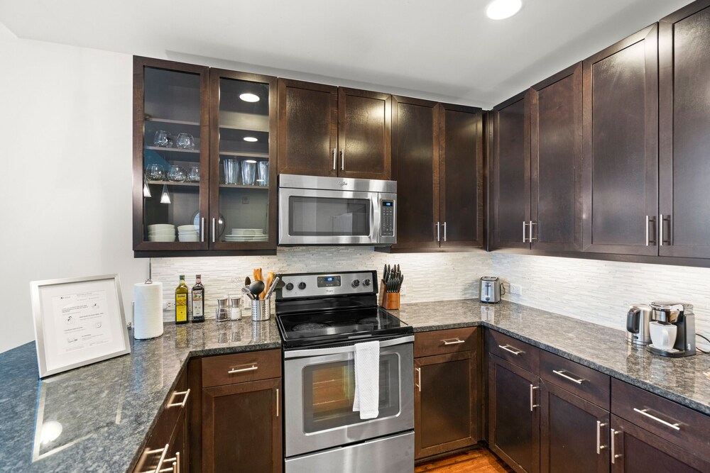 Kasa Austin Lady Bird Lake Apartments