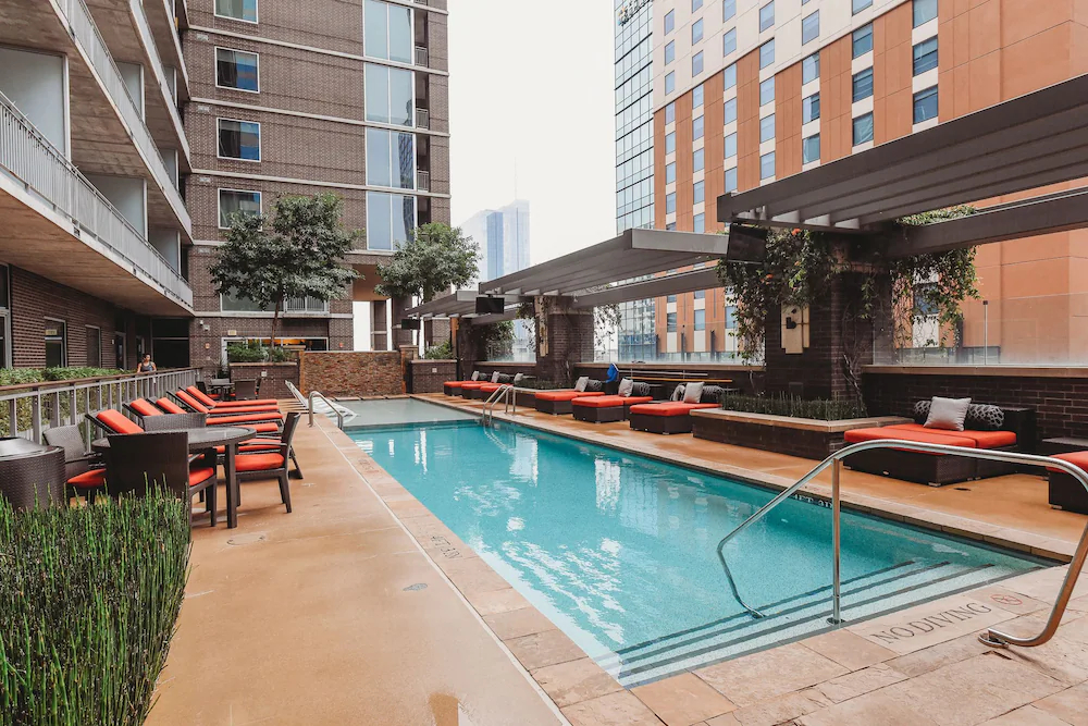 Kasa Austin Lady Bird Lake Apartments