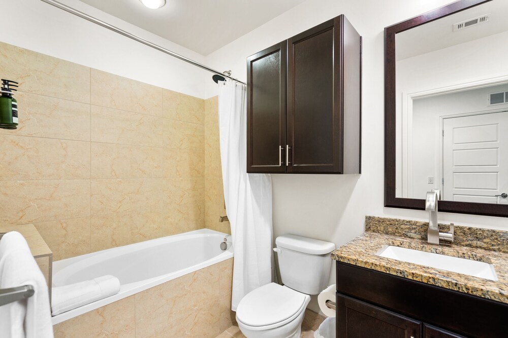 Kasa Austin Lady Bird Lake Apartments