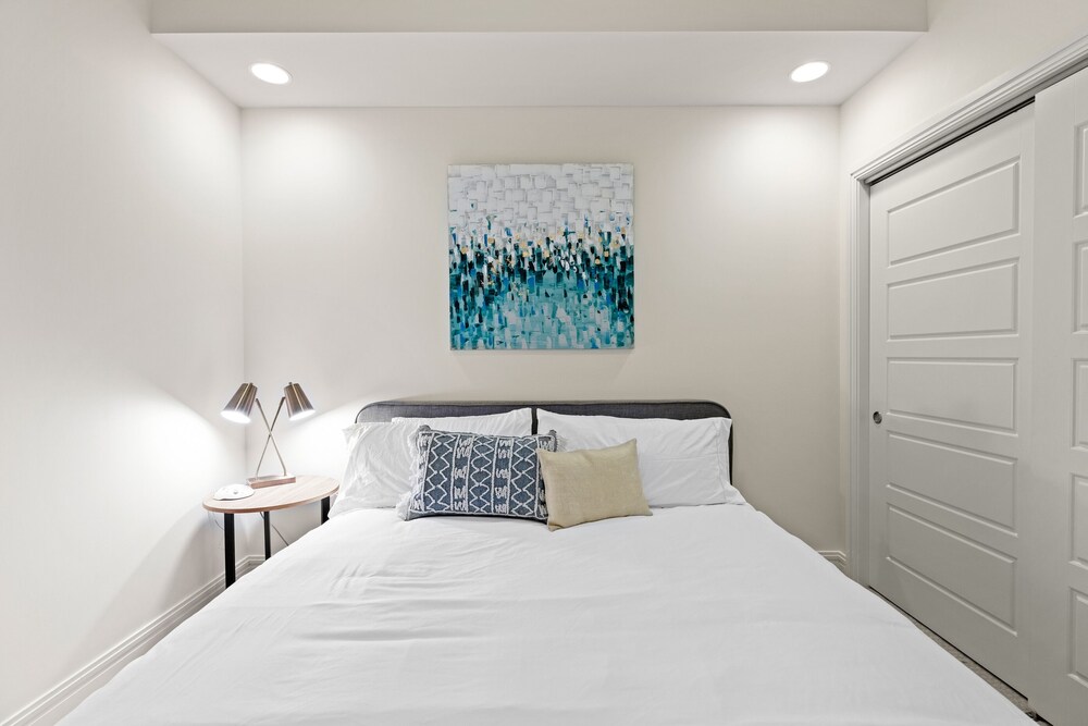 Kasa Austin Lady Bird Lake Apartments