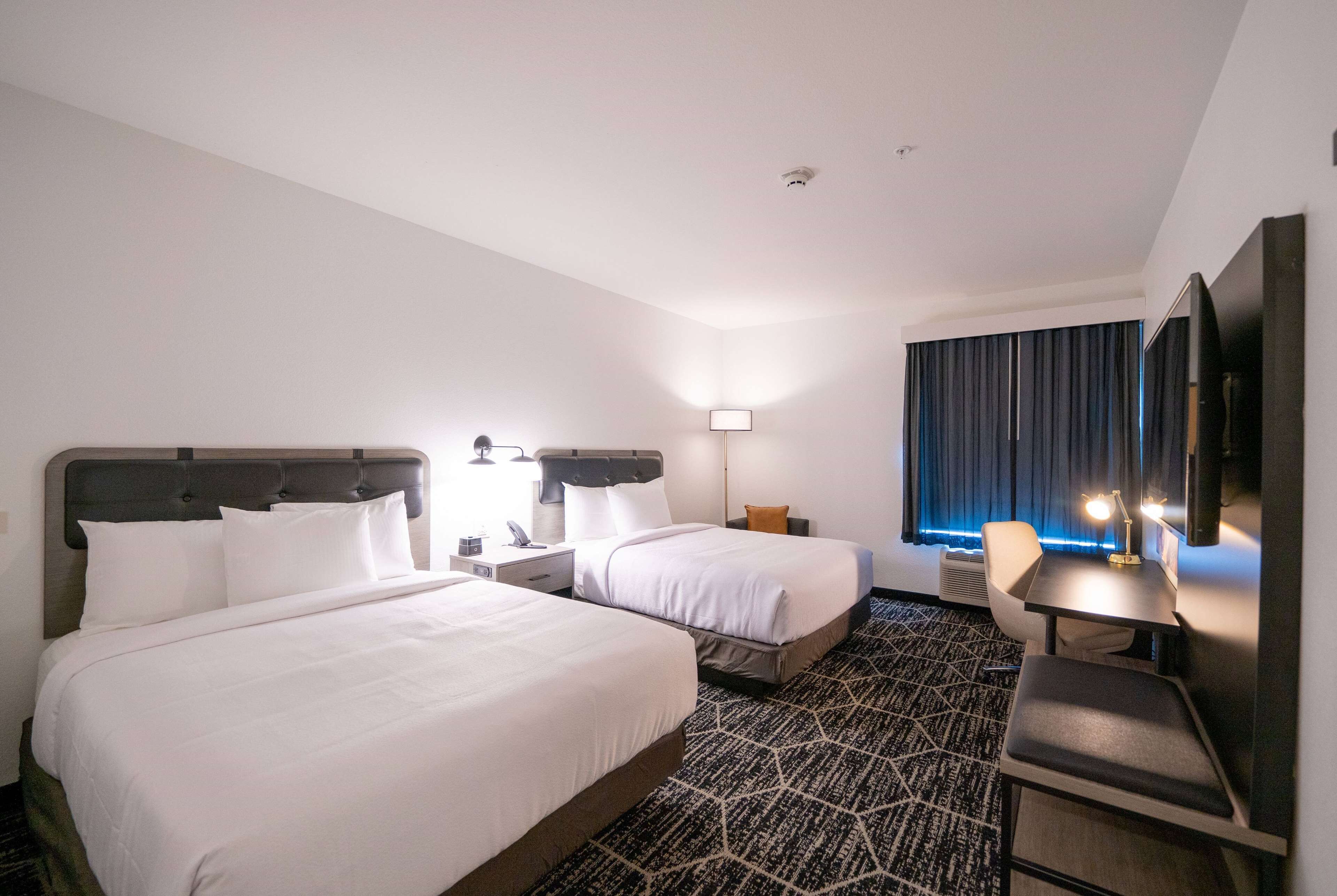 La Quinta Inn & Suites by Wyndham Austin Parmer/Tech Ridge