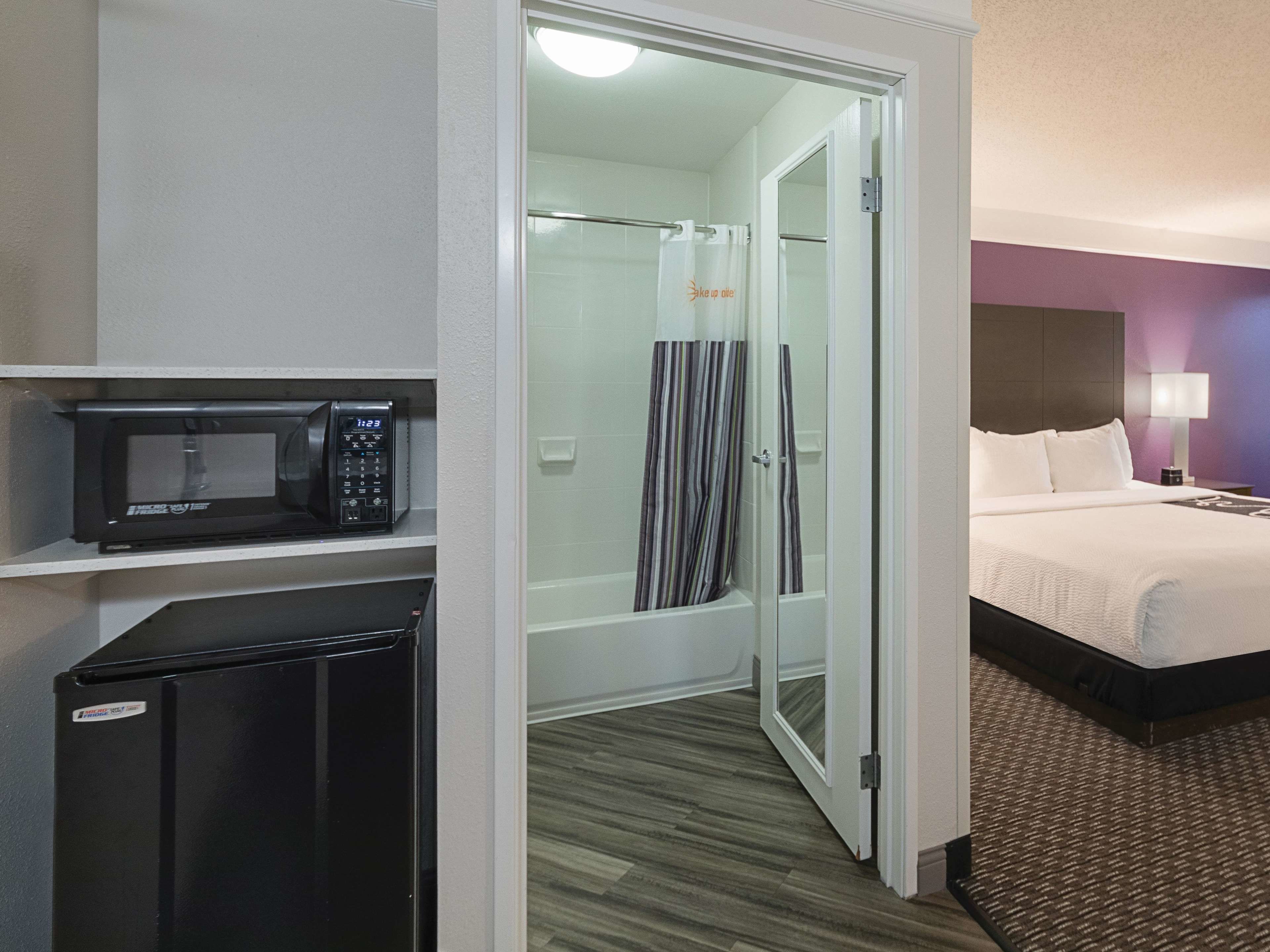 La Quinta Inn & Suites by Wyndham Austin Round Rock