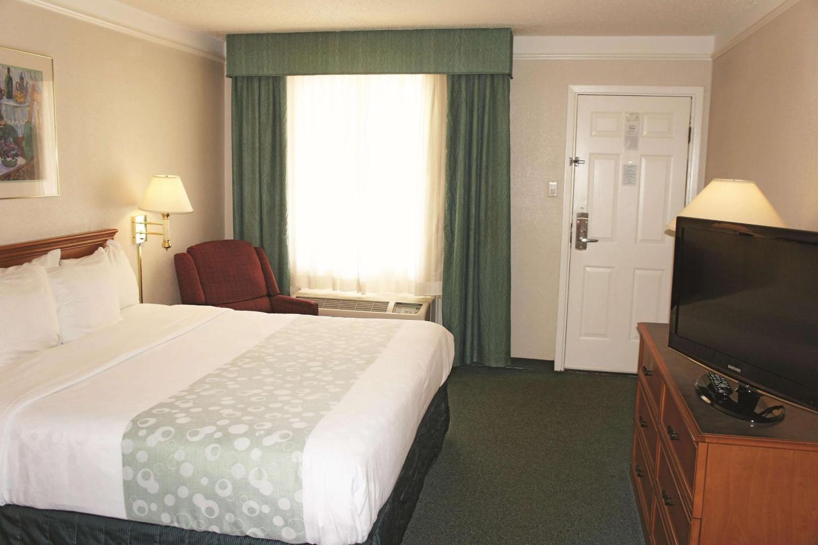Baymont by Wyndham Austin University Area