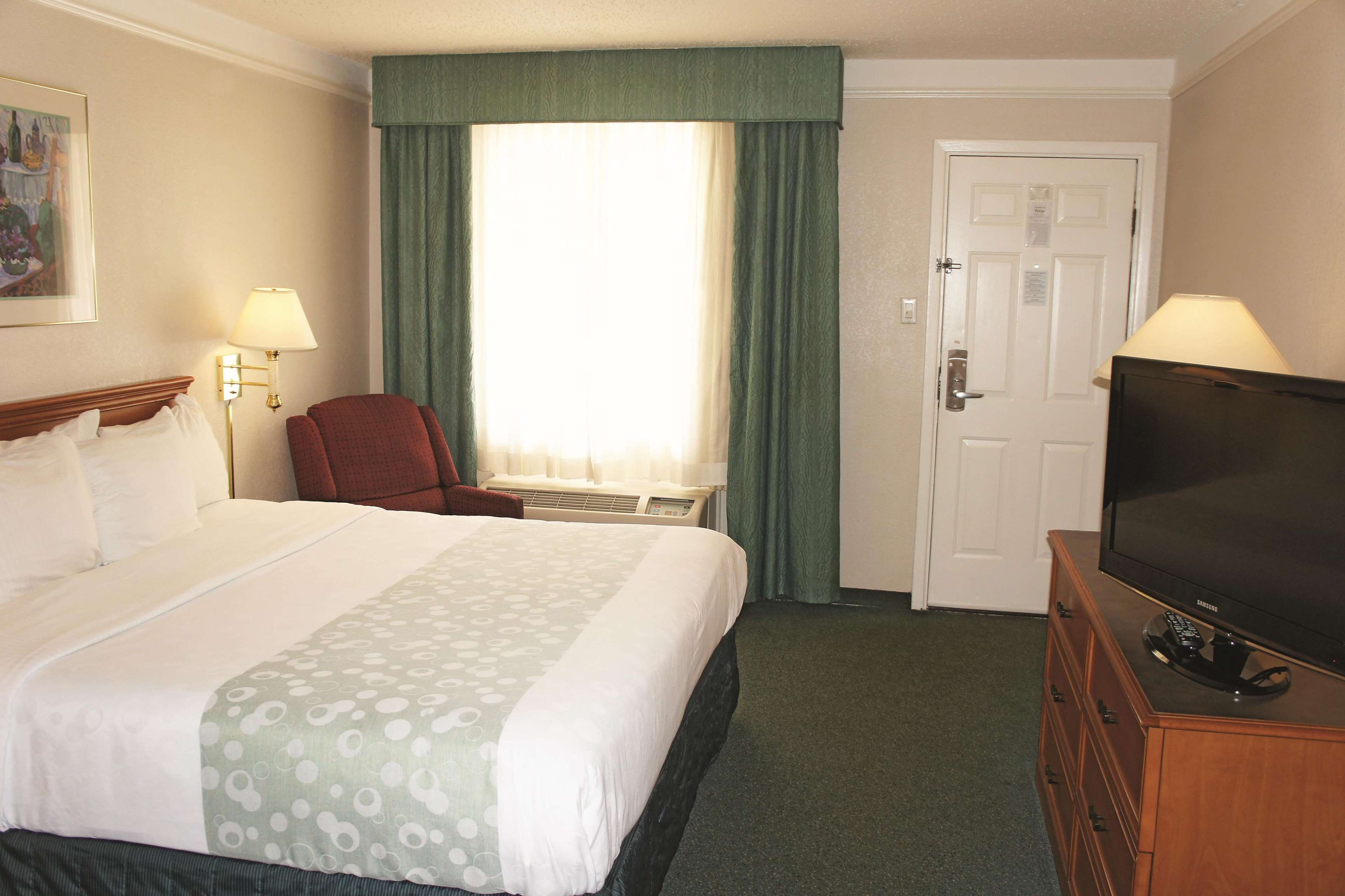 Baymont by Wyndham Austin University Area