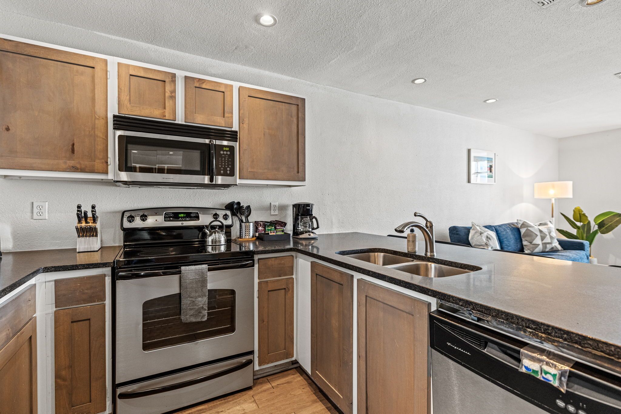 Littlefield Lofts, Hosted by Placemakr
