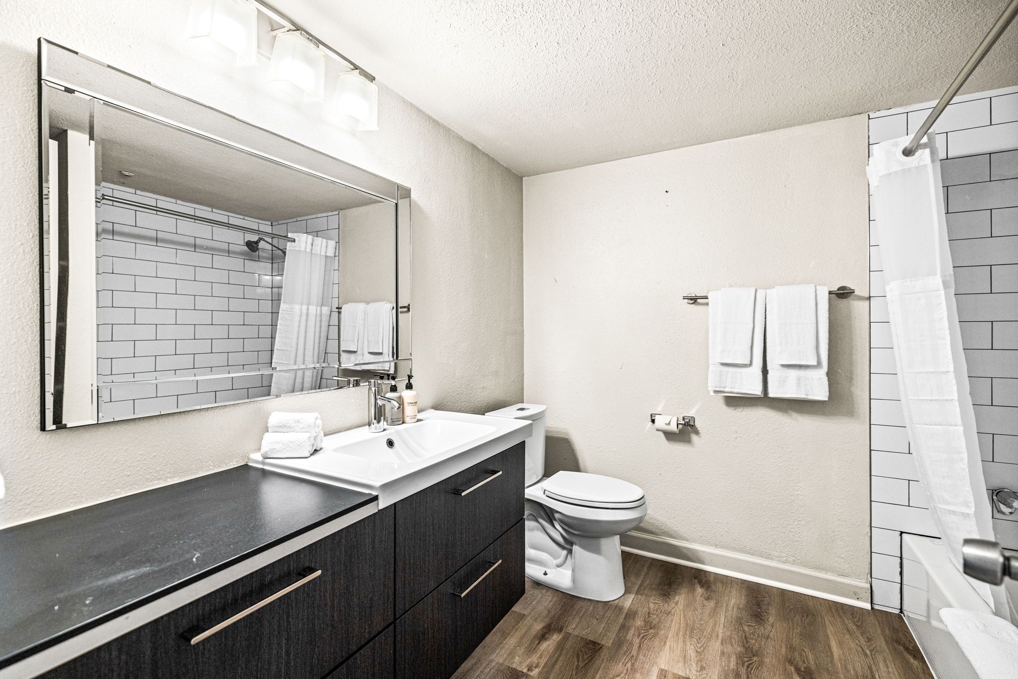 Littlefield Lofts, Hosted by Placemakr