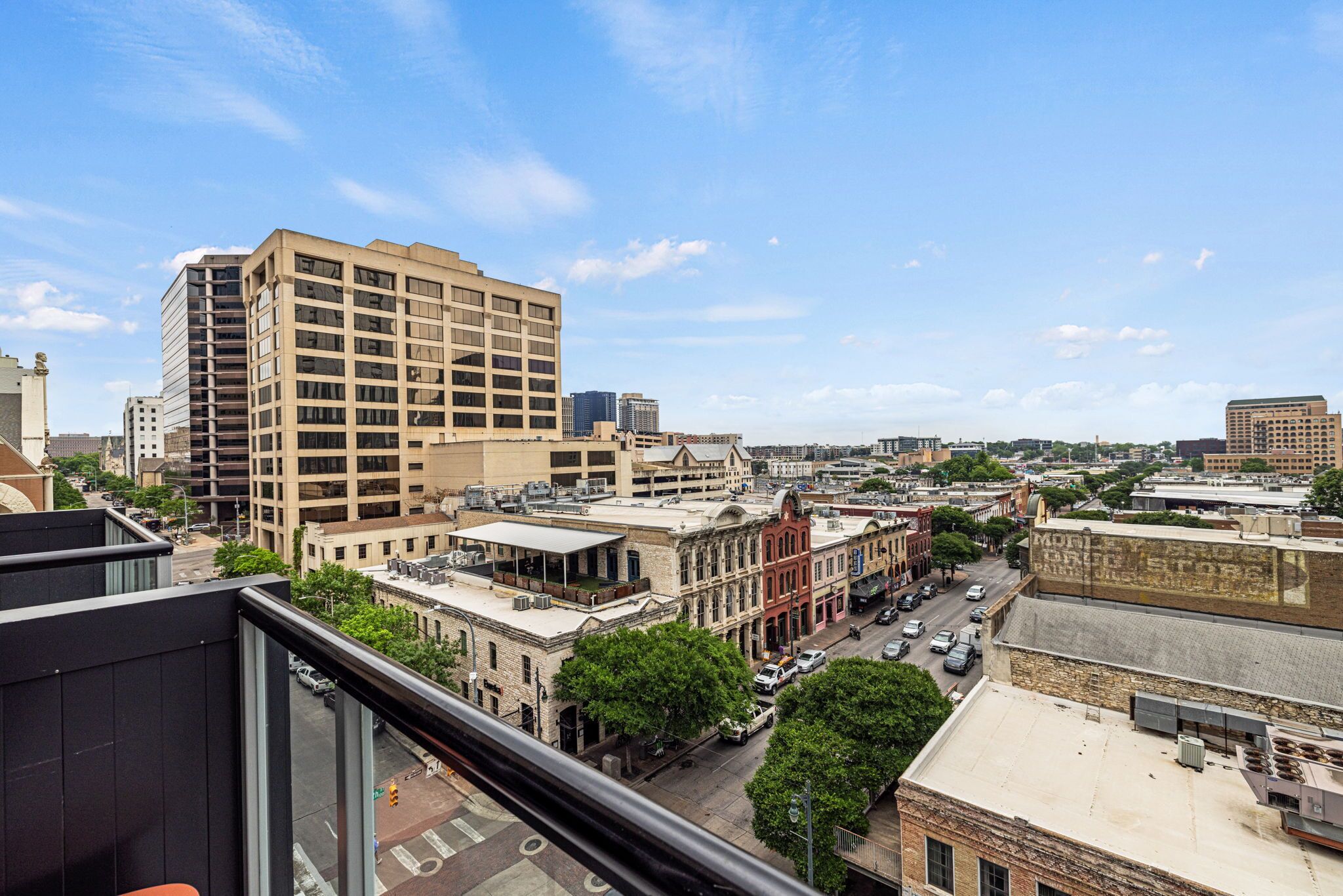 Littlefield Lofts, Hosted by Placemakr