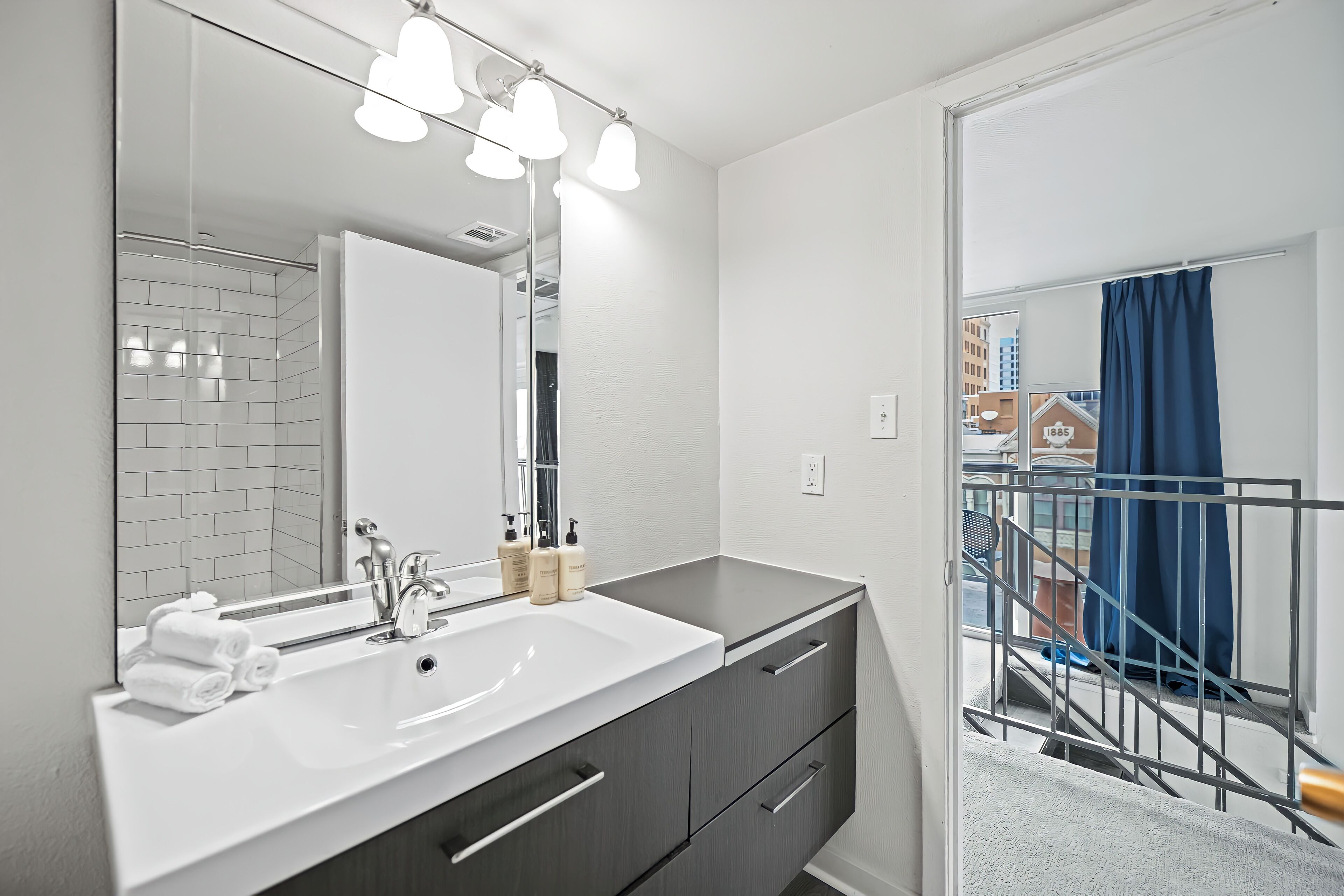 Littlefield Lofts, Hosted by Placemakr