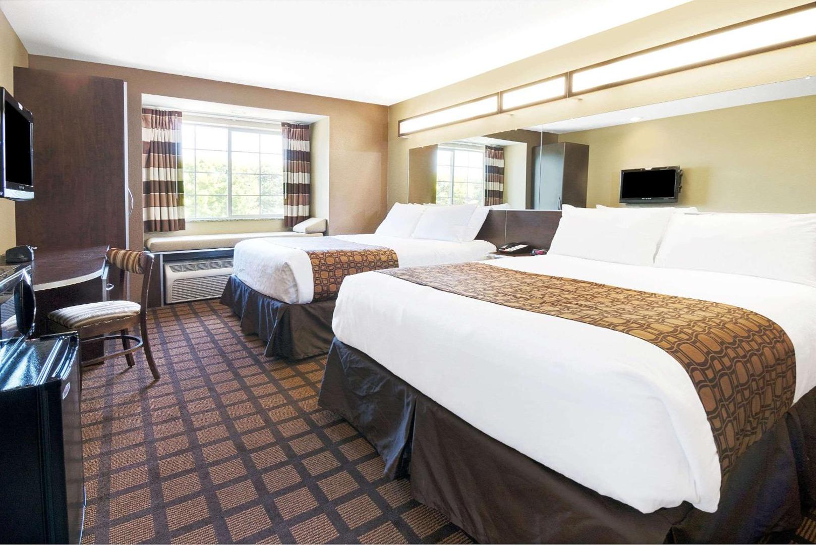 Microtel Inn and Suites by Wyndham Austin Airport