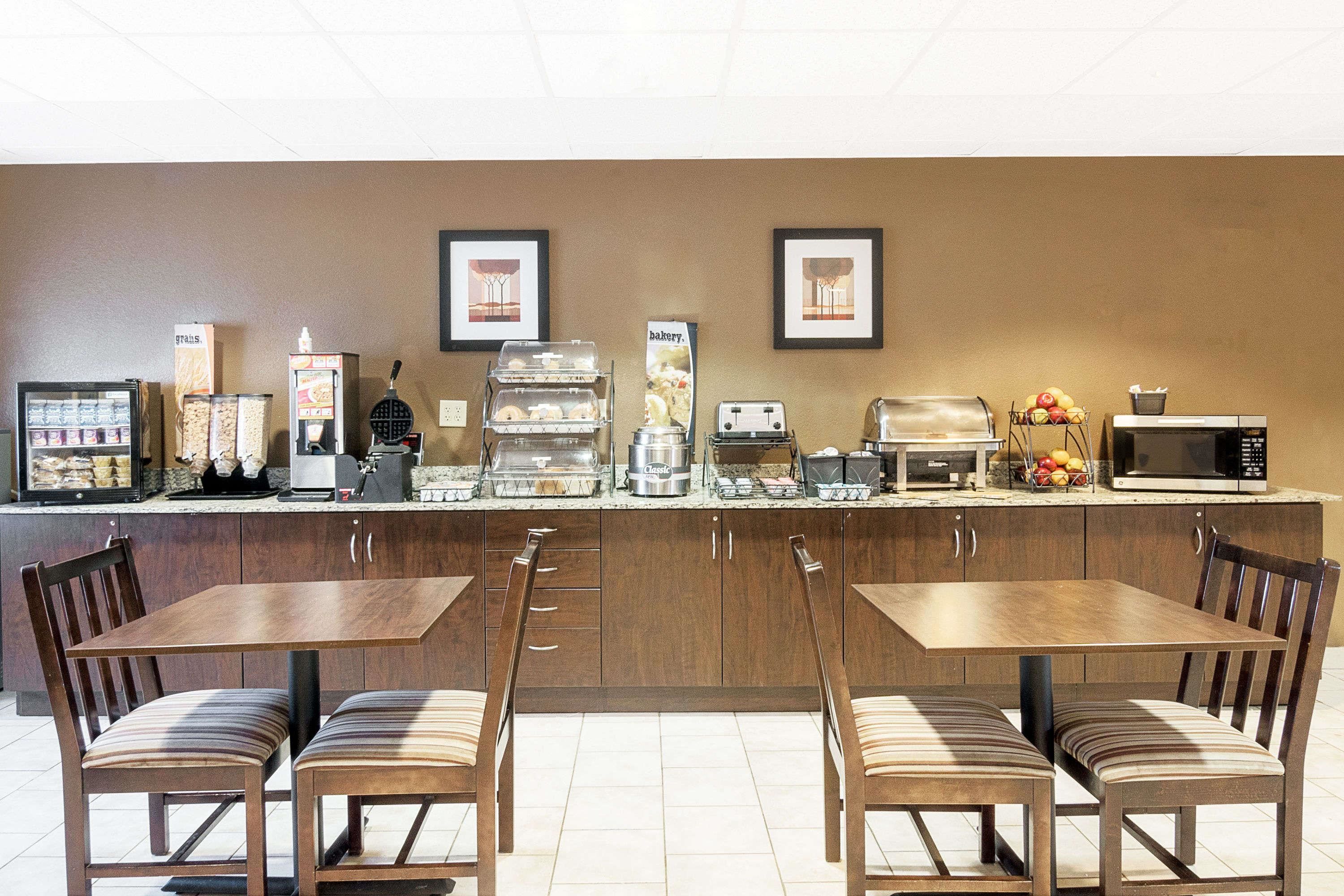 Microtel Inn and Suites by Wyndham Austin Airport